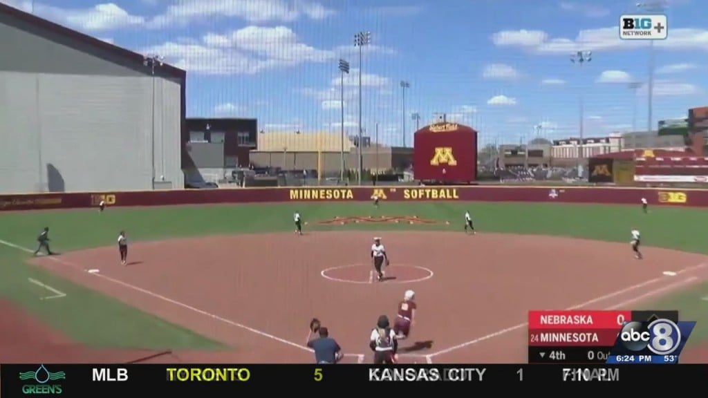 Huskers Swept In Softball Double Header