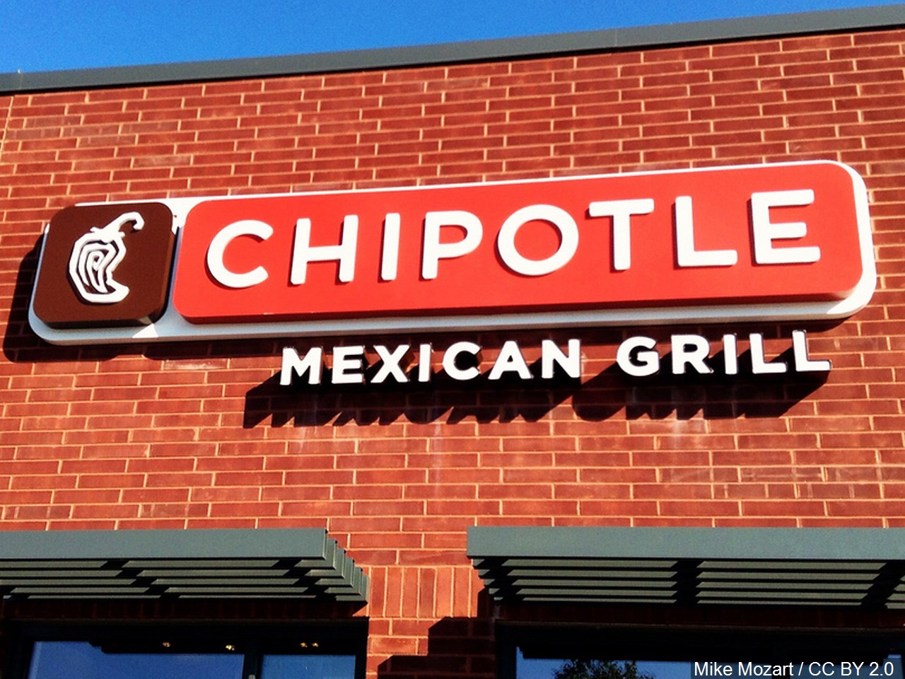 Chipotle raises menu prices to increase employee wages