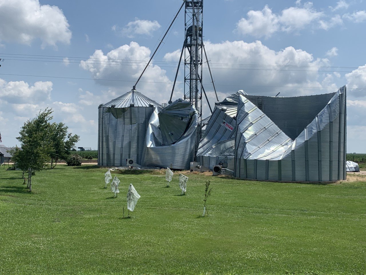 Aurora residents still cleaning up after recent storms left behind damage