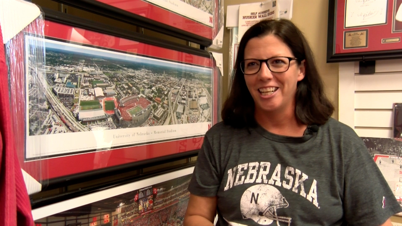 Business owners rejoice as Memorial Stadium will allow full capacity - Vimarsana News