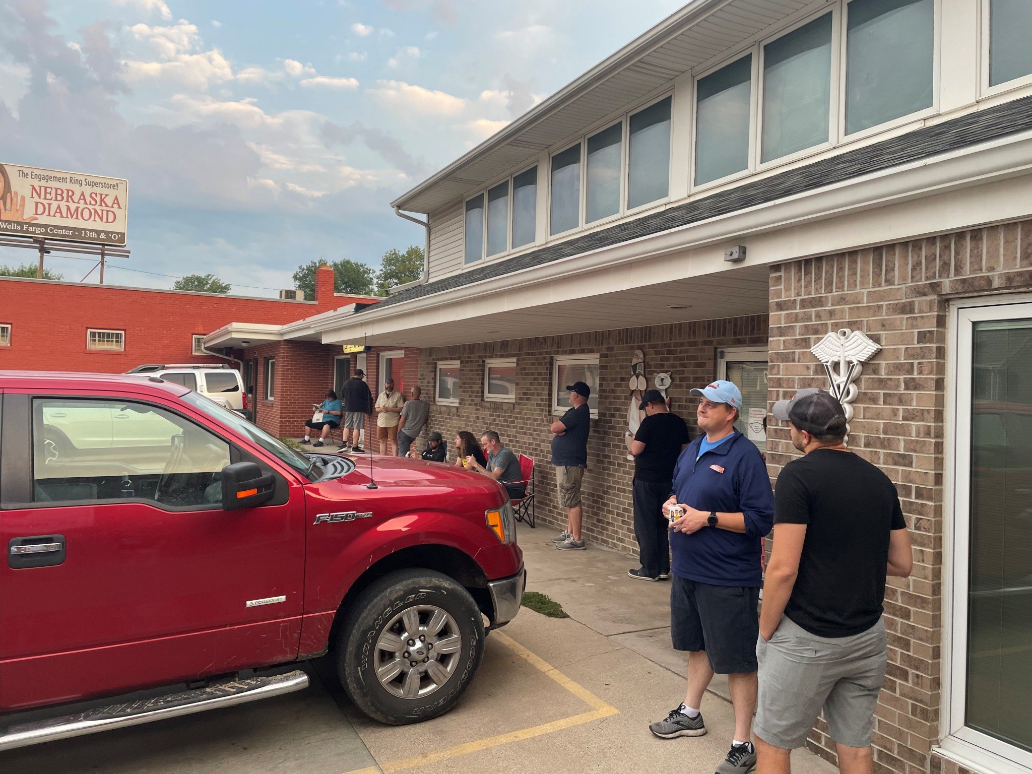 Vinyl lovers line up for Record Store Day in Lincoln