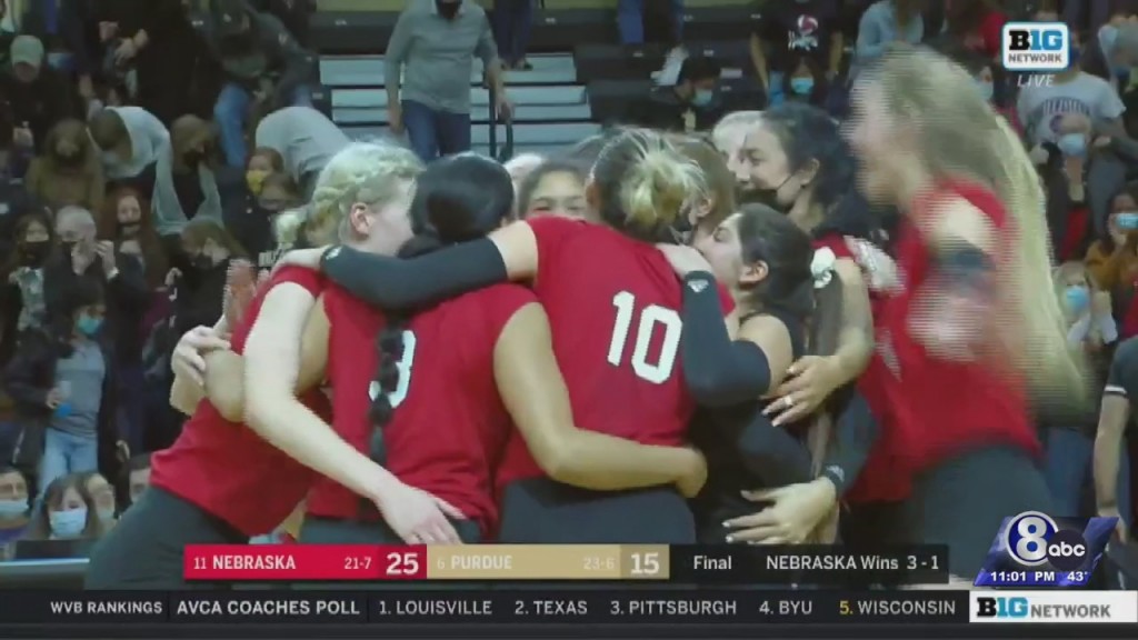 Husker Volleyball Takes Down No. 6 Purdue, 3 1