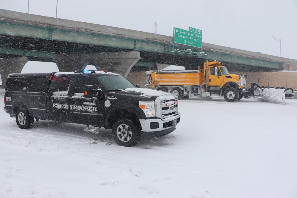 Nsp Truck And Ndot Plow