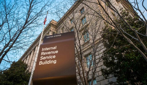 Irs: Expect Smaller Returns And Delays This Tax Season
