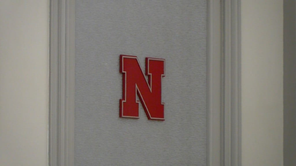 P Unl Stand With Ukraine 10 Pm News Pkg 24398 Rpawloski00 01 58 28still002