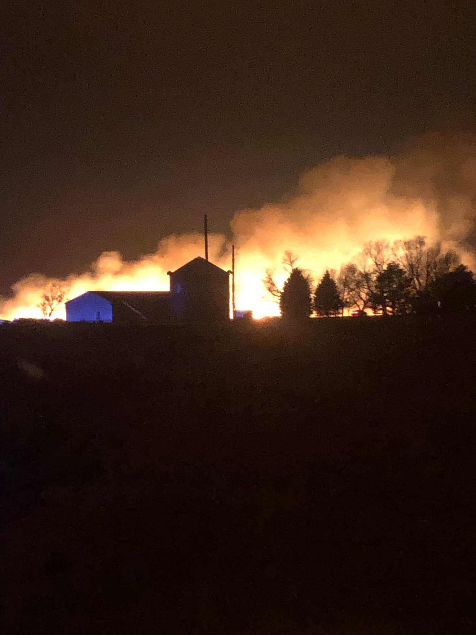 Another big grass fire in central Nebraska spreads dangerously close to structures