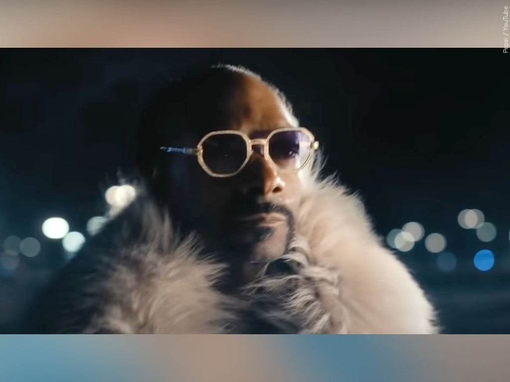 Snoop Dogg confirms he is a part of an ownership group trying to buy the  Ottawa Senators 👀 HOCKEY NEEDS MORE SNOOP 🔥