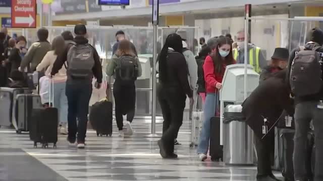 Travelers React After Judge Strikes Down Public Transportation Mask Mandate