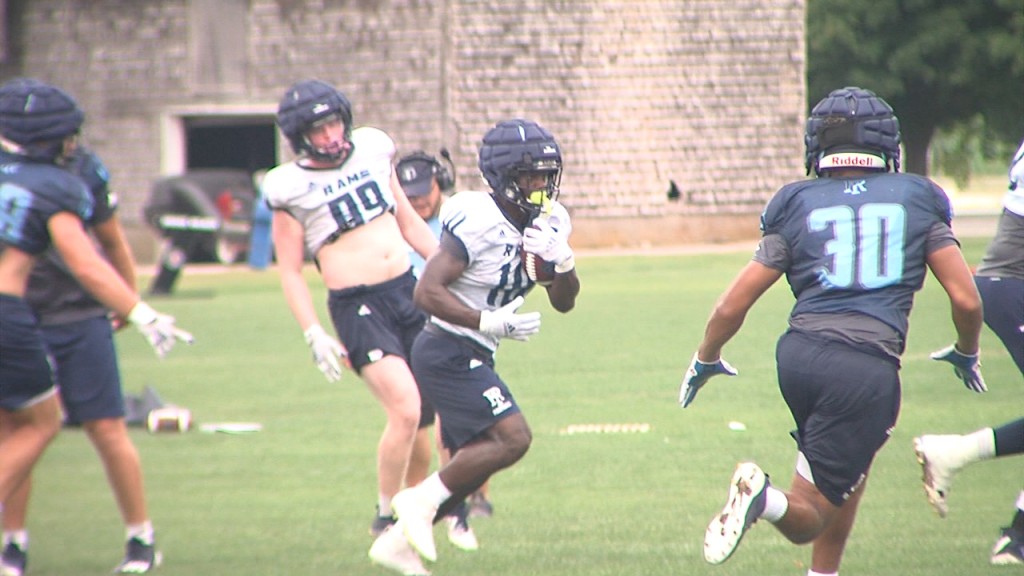 #22 Uri Football Enters 2022 Season With Expectations Near All Time High