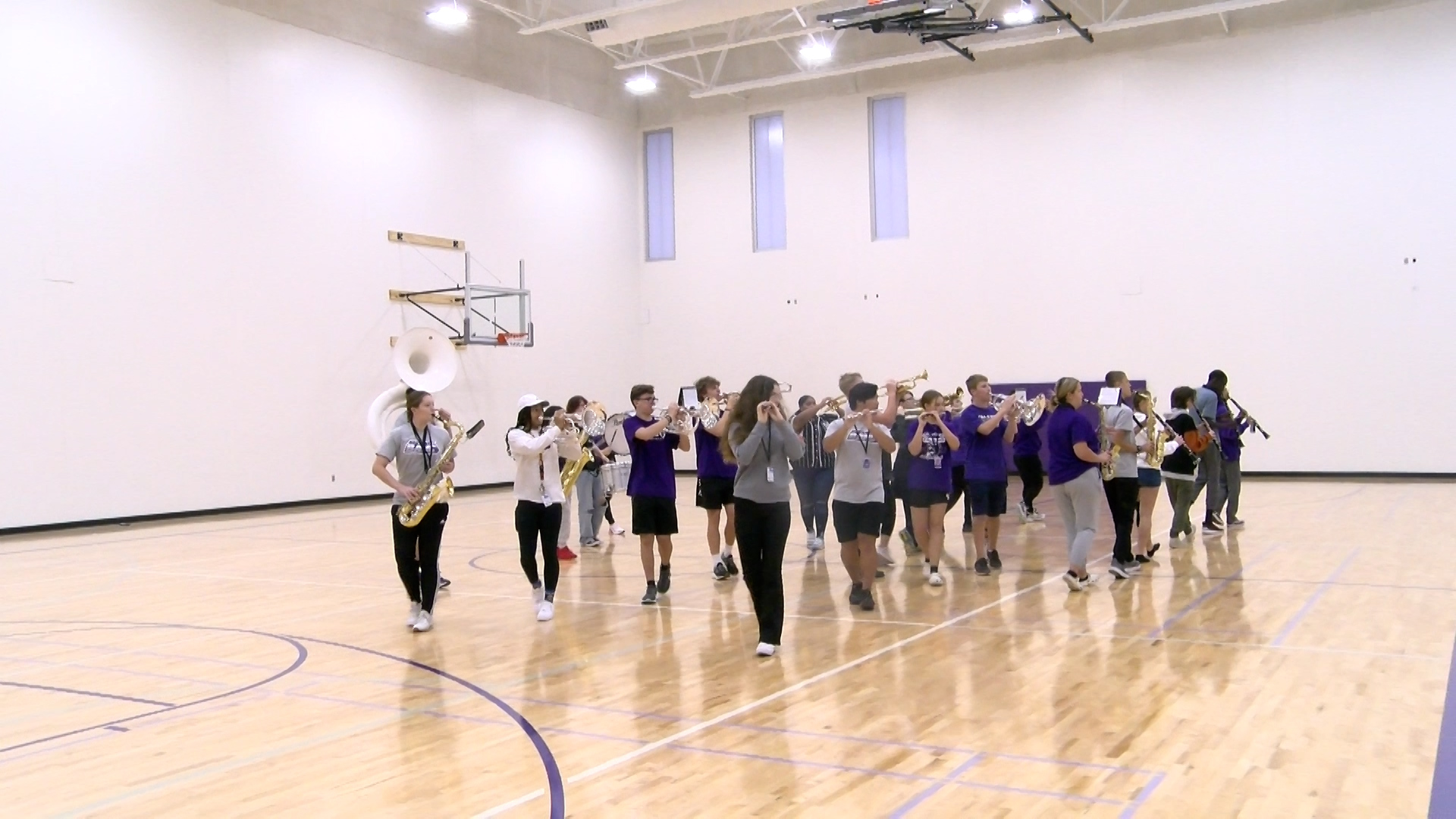 Lincoln's Northwest high school band shines despite no football season