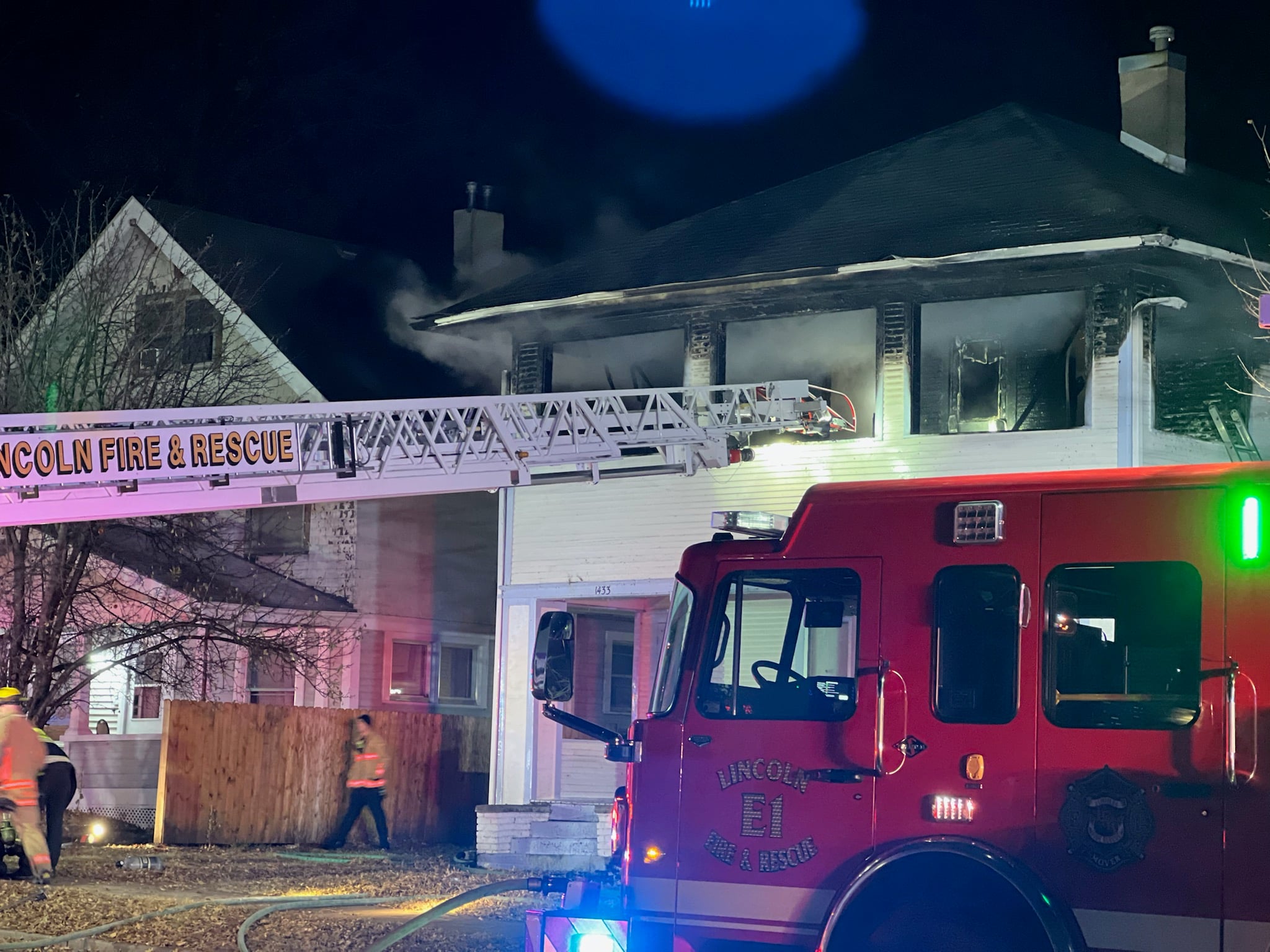 One hospitalized after fire at Lincoln apartment building