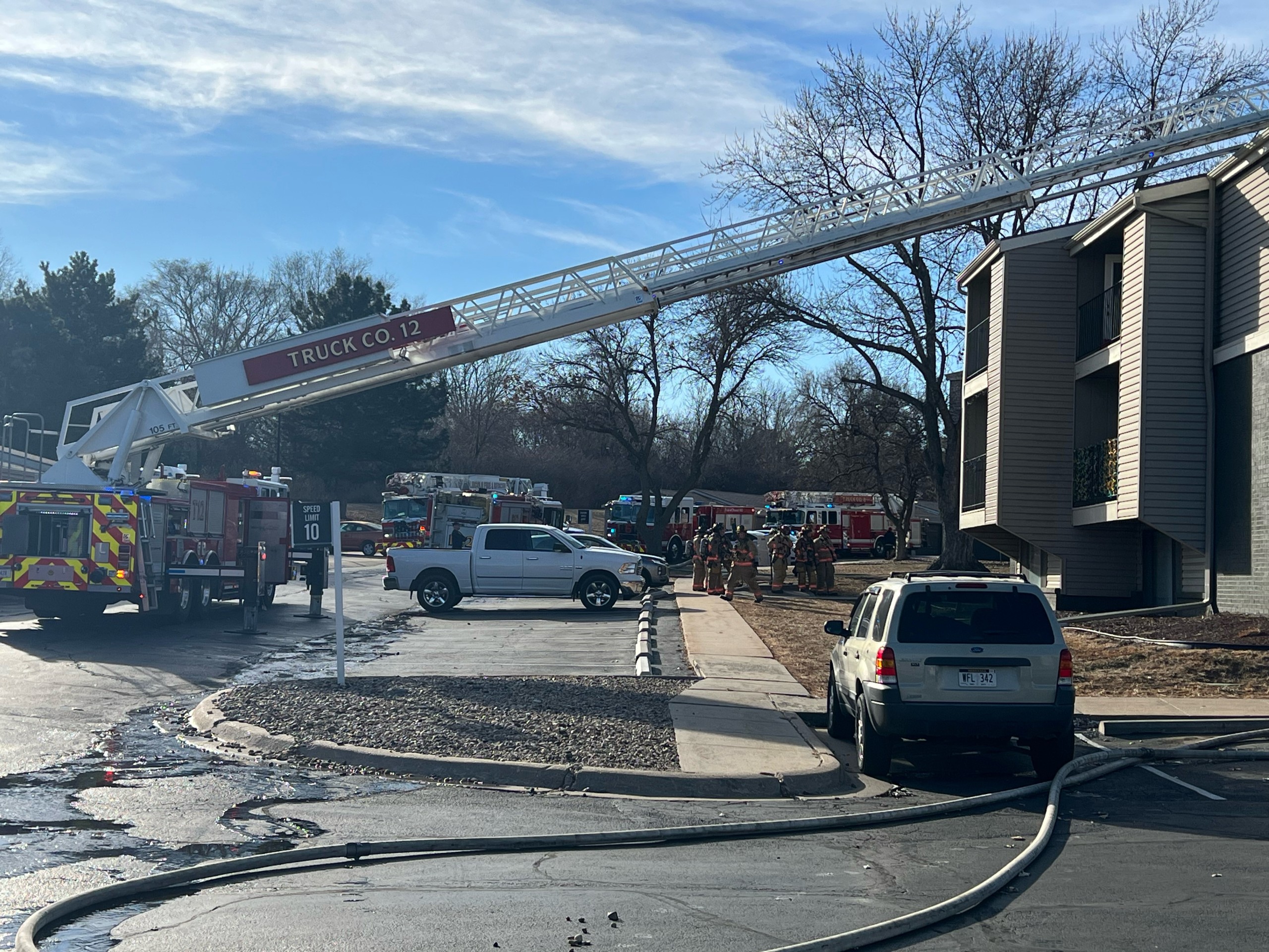 Blaze causes $250,000 in damage at south Lincoln apartment