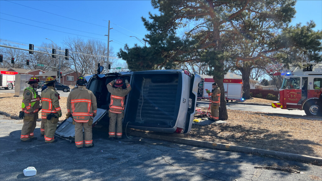 crash at 56th and Vine 2/13/23
