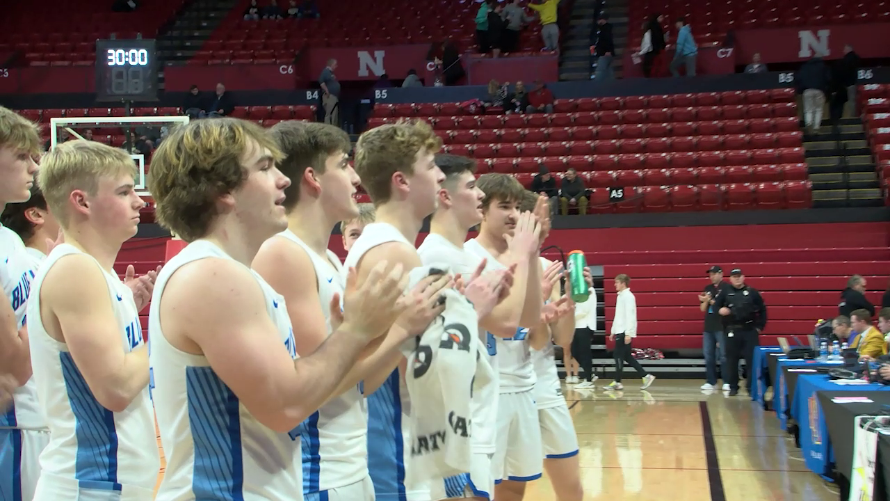 Highlights and scores from first day of Nebraska boys basketball tournament