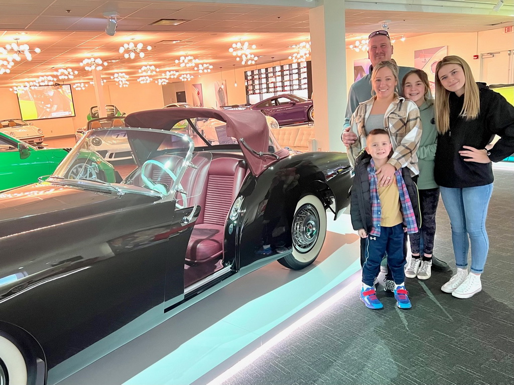 Newport Car Museum To Offer Free Admissions For Moms On Mother’s Day