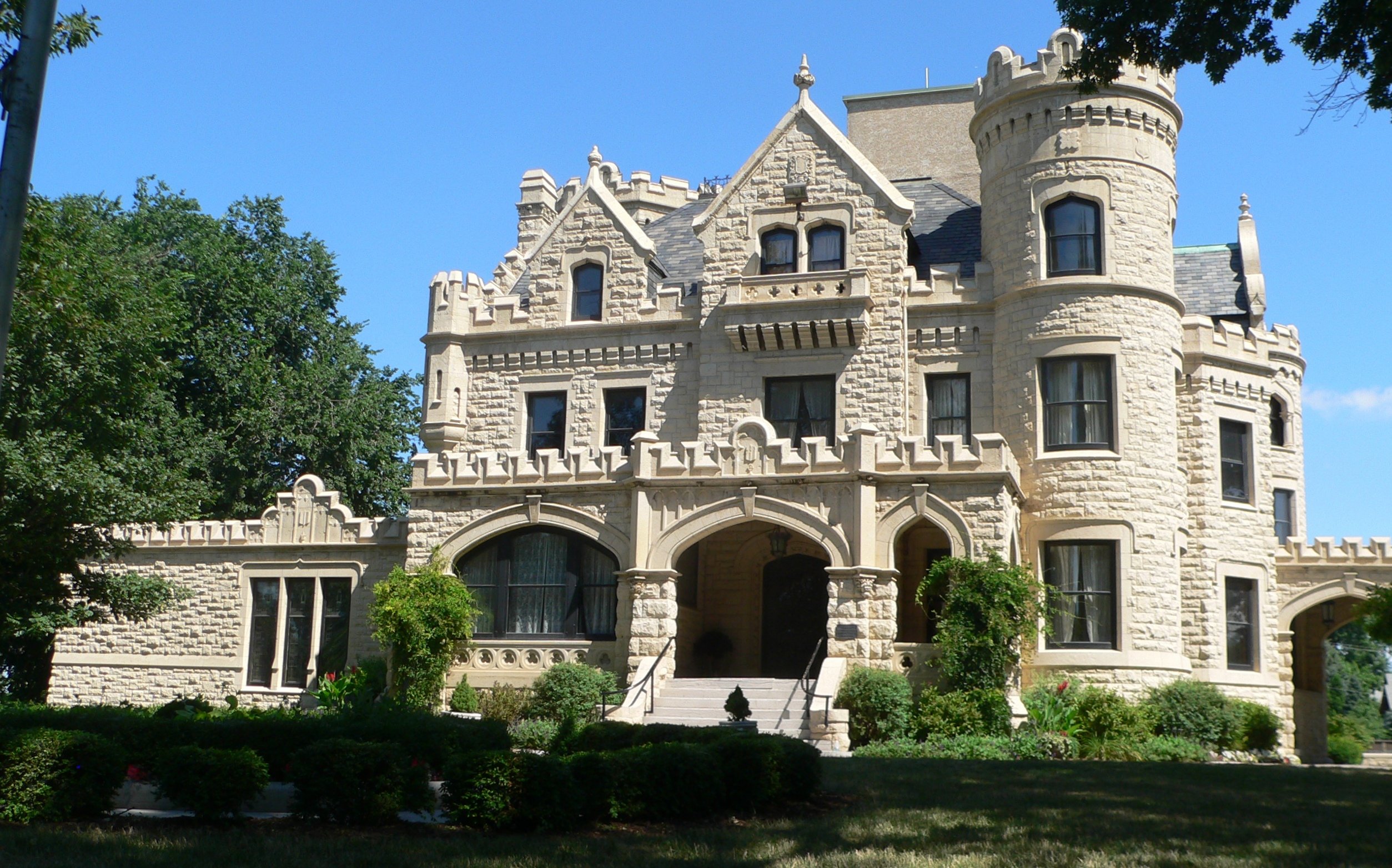 Bats released over Omaha at location fit for a Gothic novel