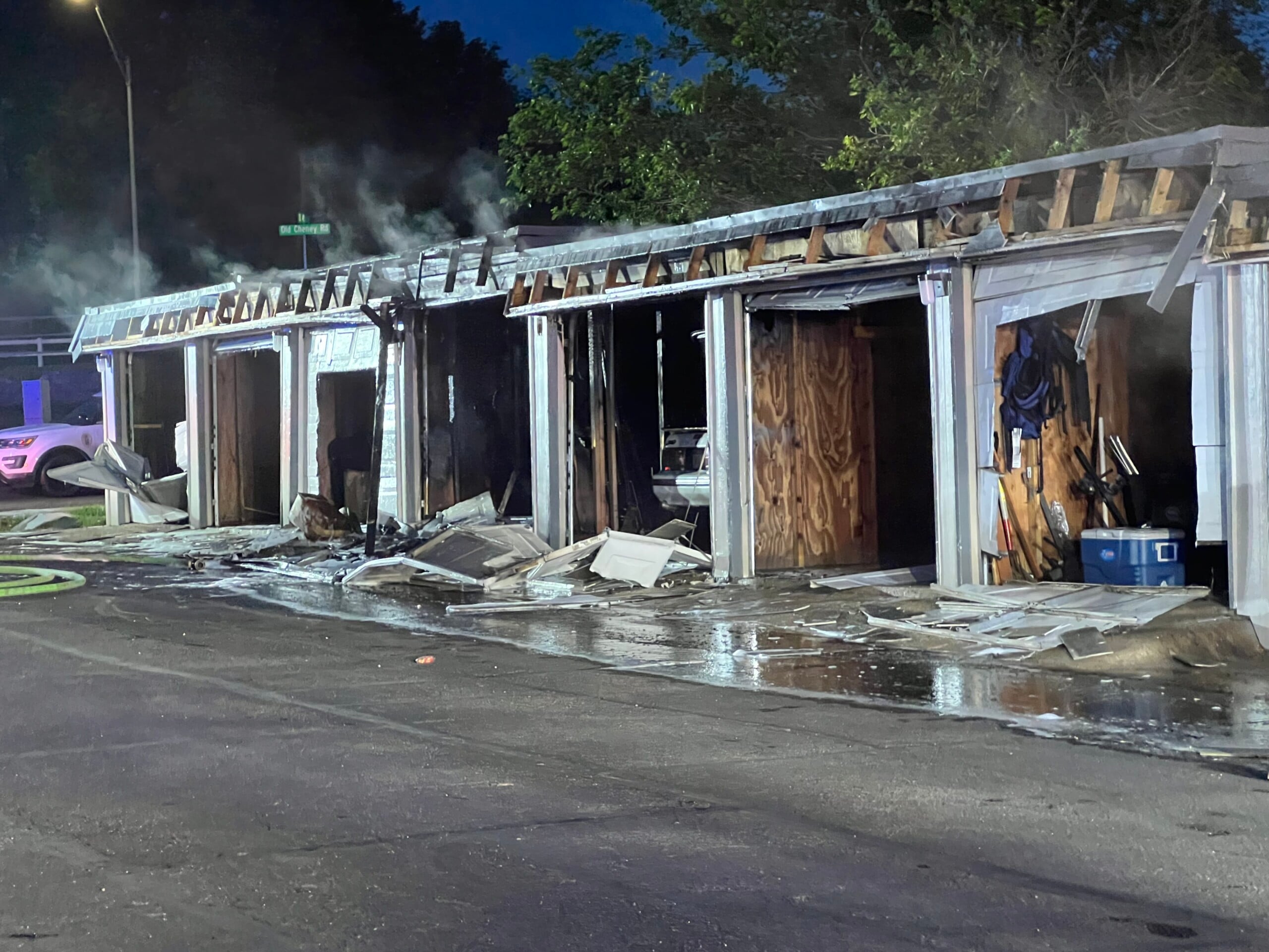 Fire caused $120,000 in damage to garages at Lincoln apartment complex