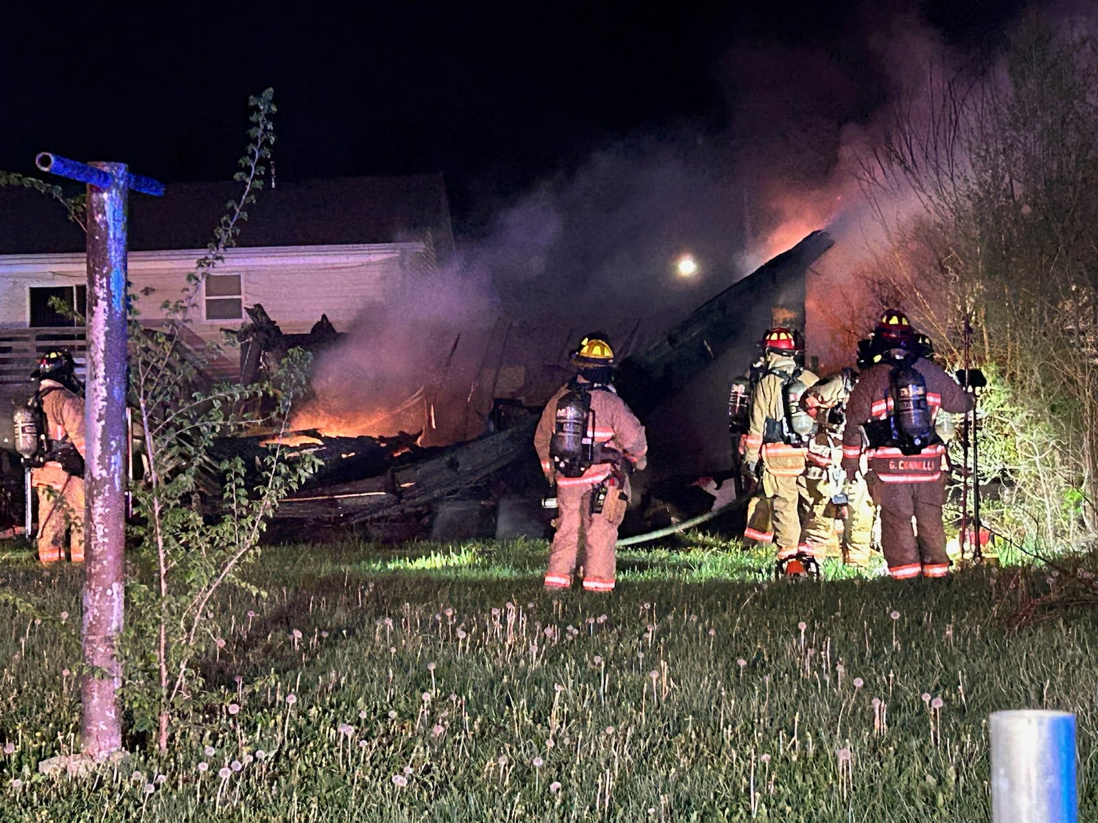 WATCH: Garage collapses during fire in west Lincoln causing $100,000 in ...