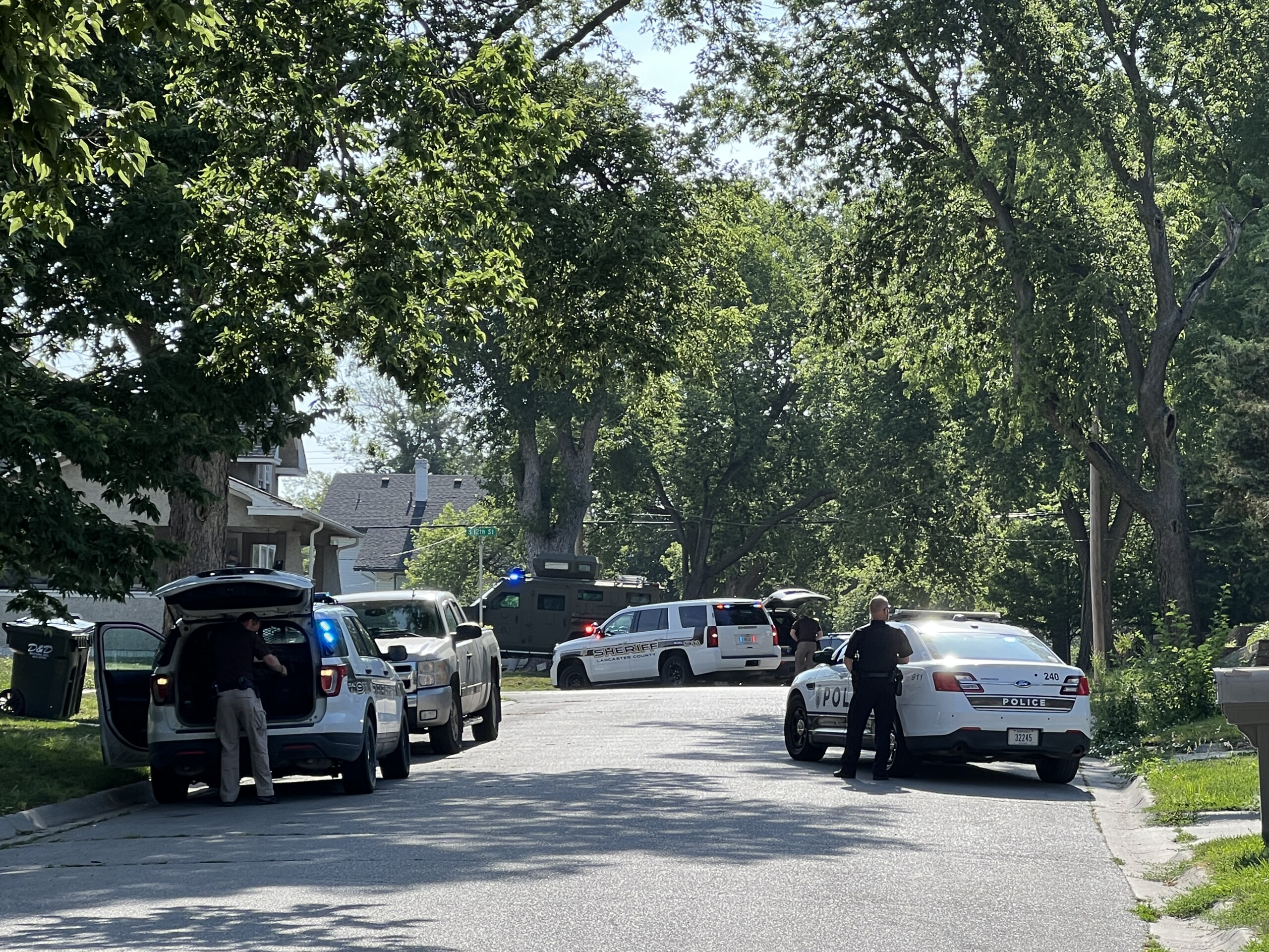 Four in custody after hourslong standoff at Lincoln home