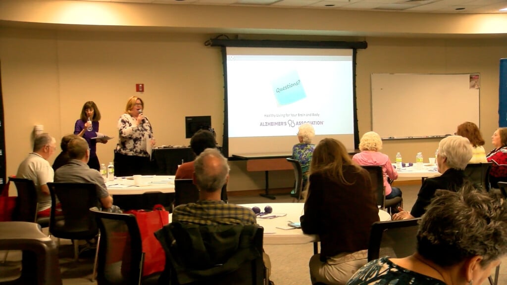Lincolnites gather for seminar hosted by several organizations.