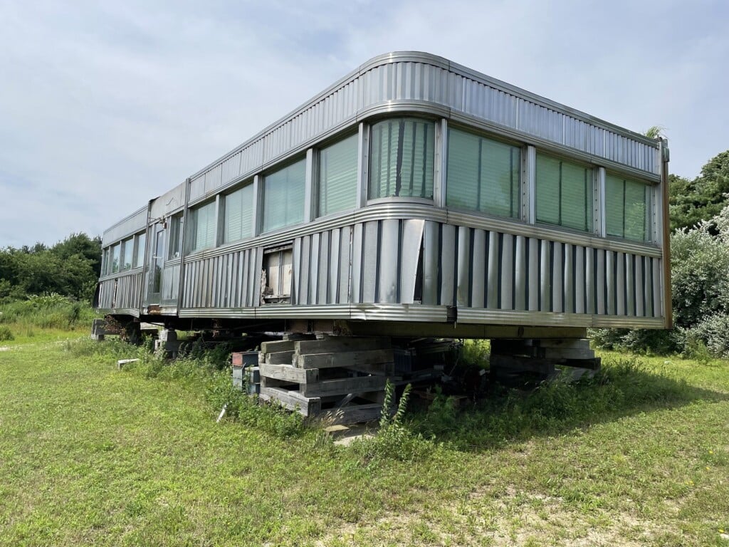 Former Shawmut Diner Up For Auction