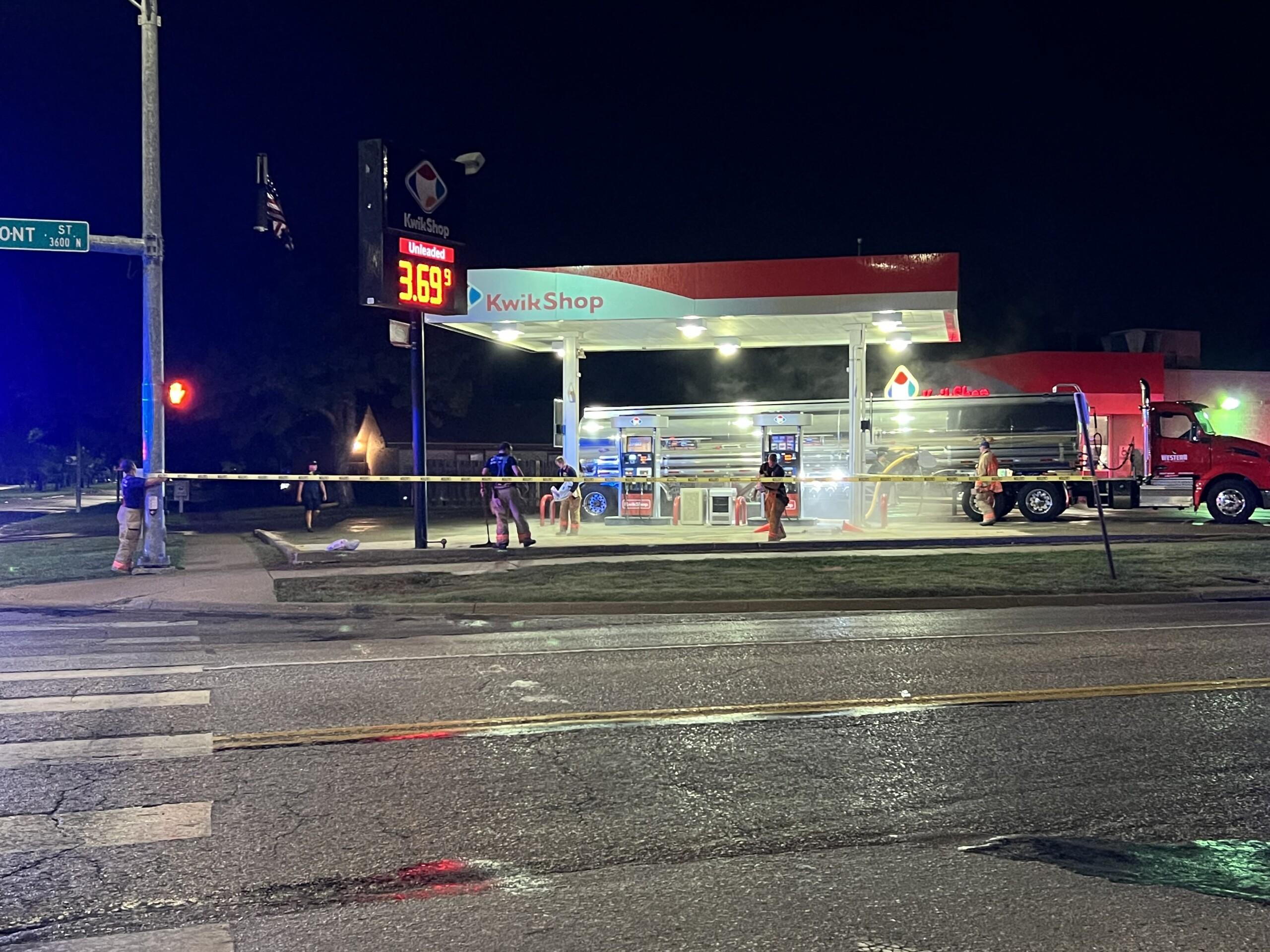 Hitandrun causes gas spill at Lincoln Kwik Shop