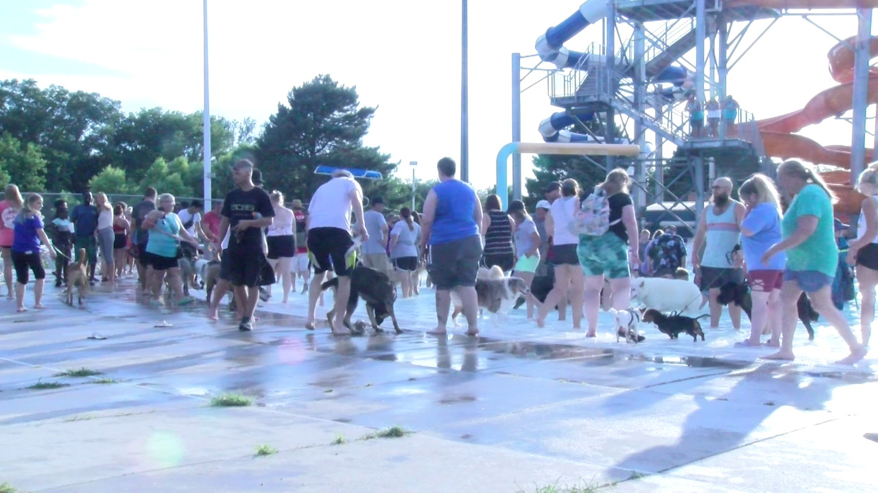 Dogs to take over Lincoln's Star City Shores before it closes for the