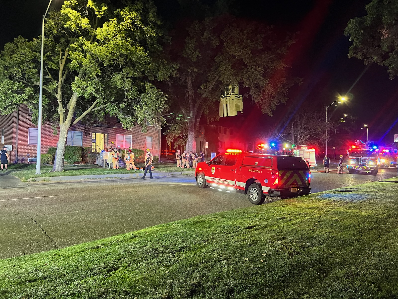 Attic fire extinguished at downtown Lincoln apartment building