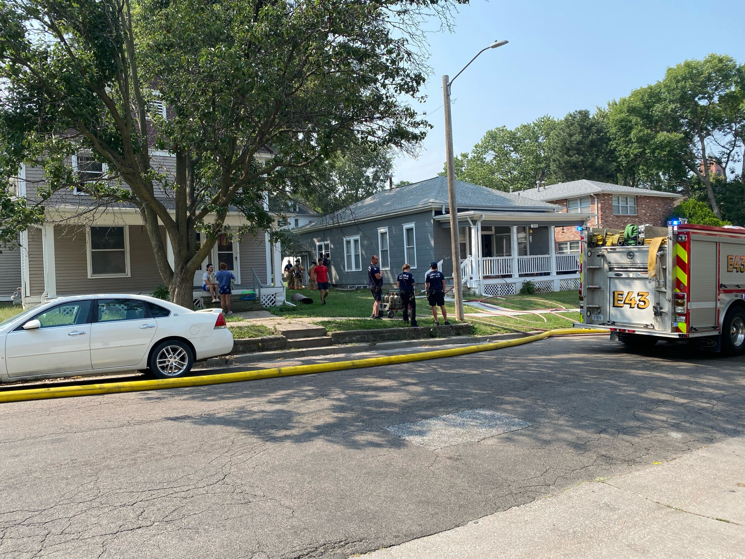 Several LFR crews extinguish flames at Lincoln duplex