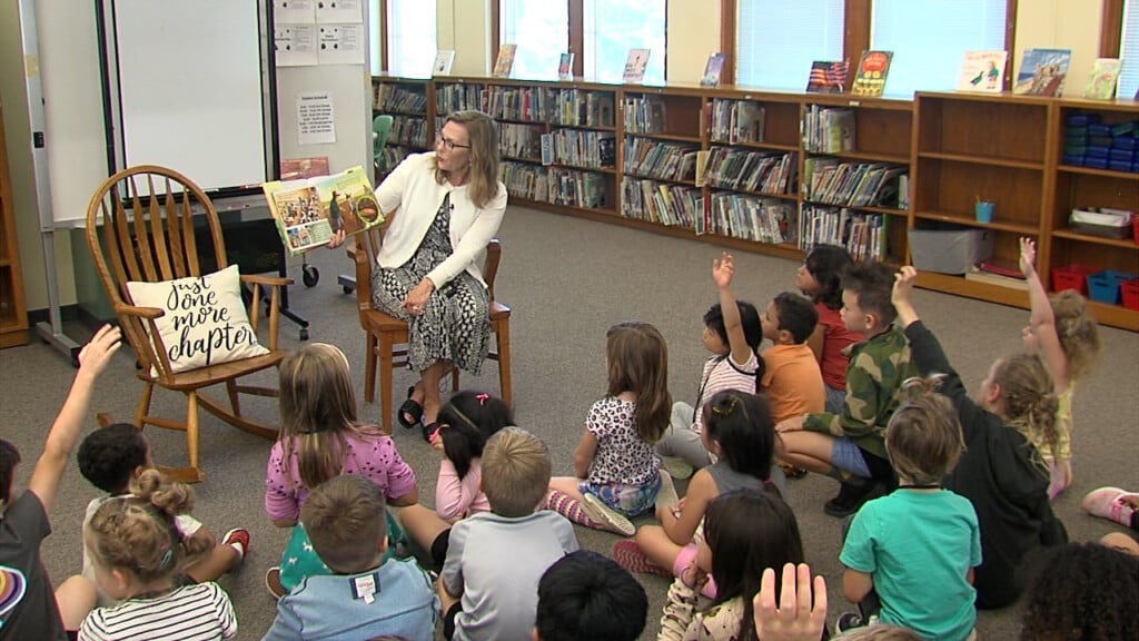 First Lady Reads To Kids