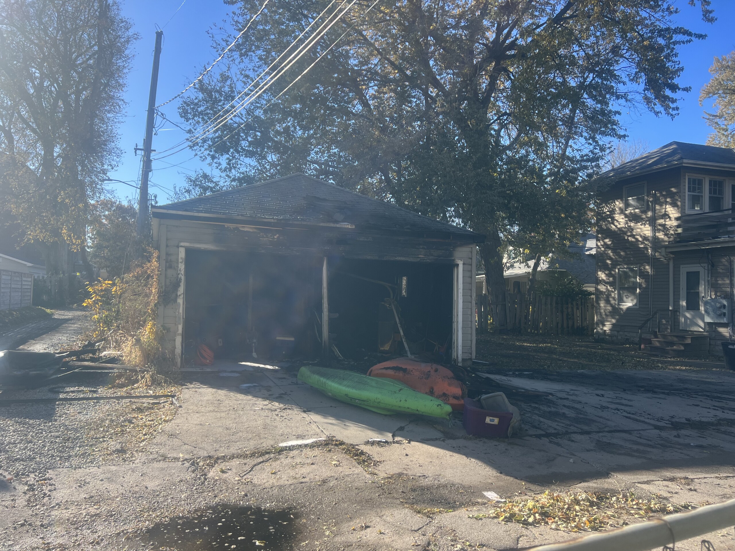 Boat destroyed in overnight detached garage fire in Lincoln