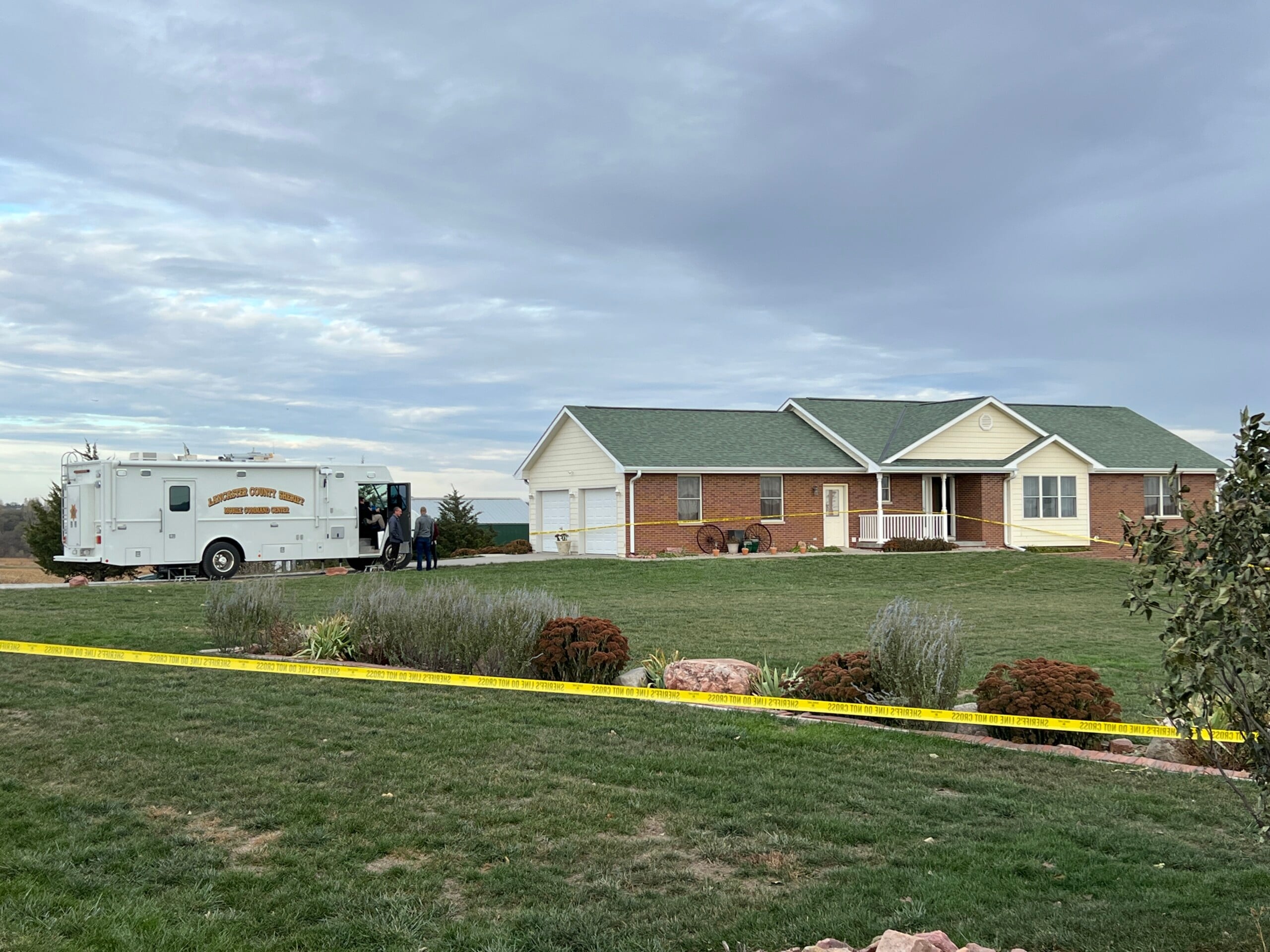 Man found with gunshot wounds at Lancaster County home dies from injuries