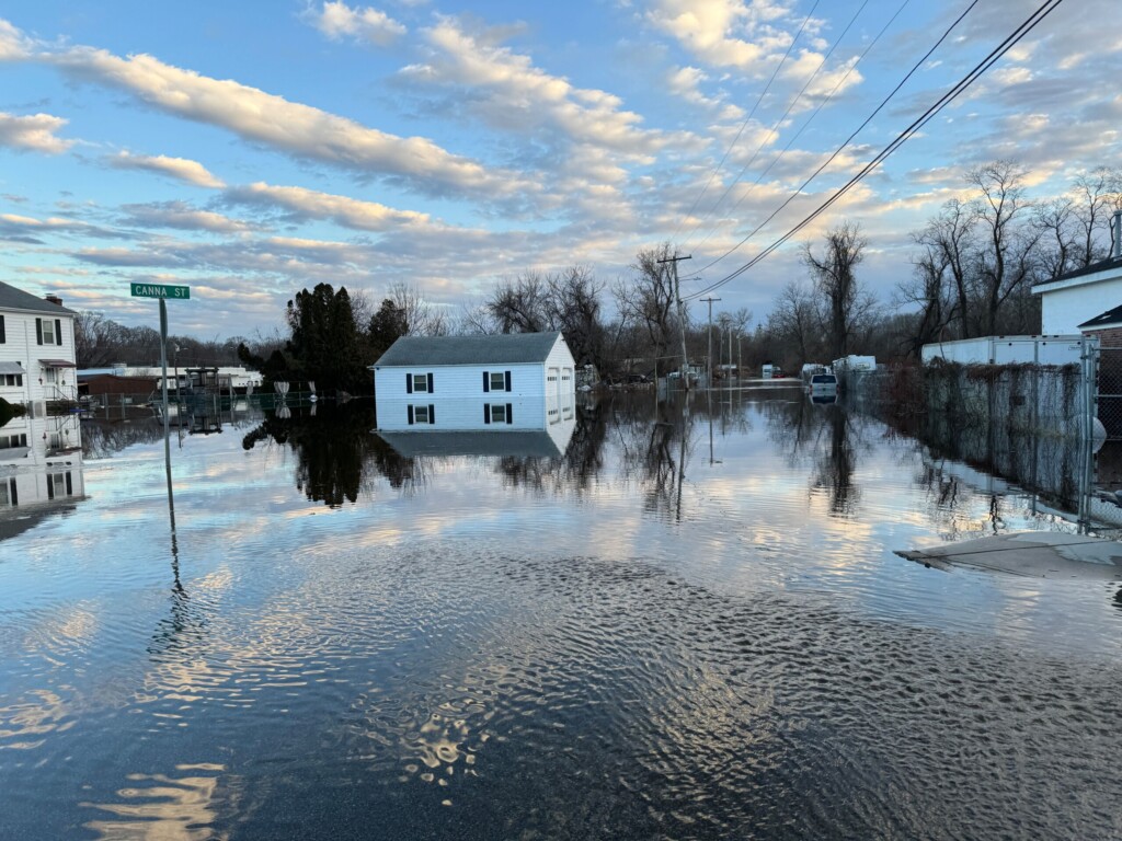 Warwick Neighborhood Floods As Pawtuxet River Rises