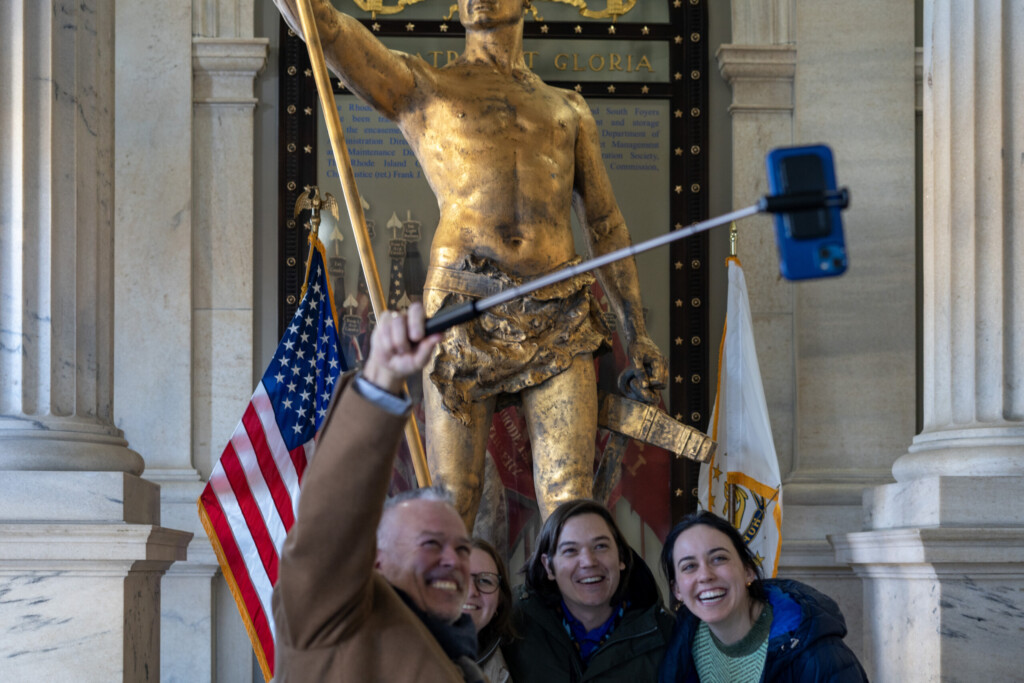 Dozens Visit The Independent Man On Last Day At State House