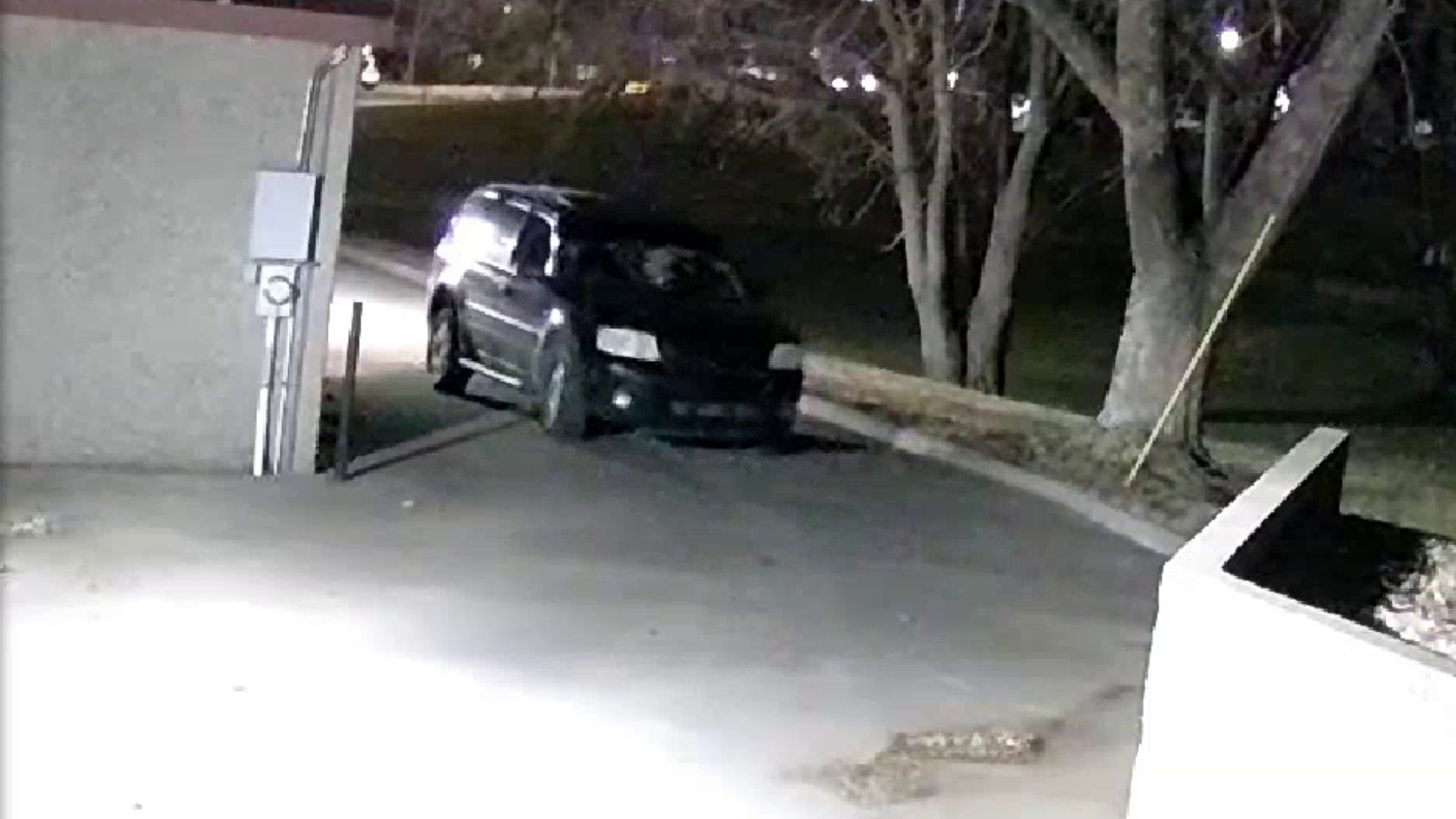 WATCH: Thieves steal $3,500 in tools from Lincoln flooring company's ...