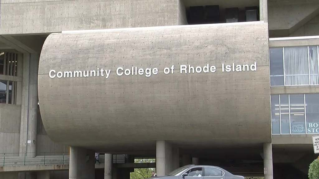 Ccri Faculty To Picket For New Contract