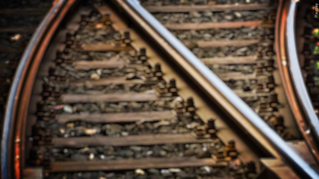 Train Tracks