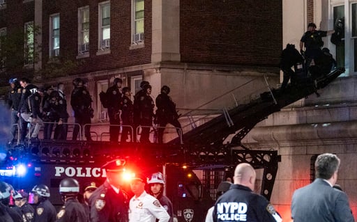 Police Clear Pro Palestinian Protesters From Columbia University’s Hamilton Hall