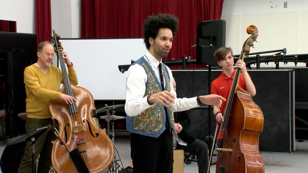 Scott Tixier