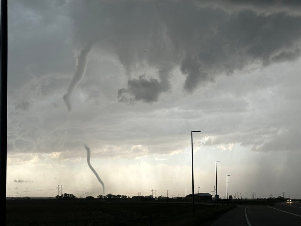 Thousands without power as storms push through Lincoln