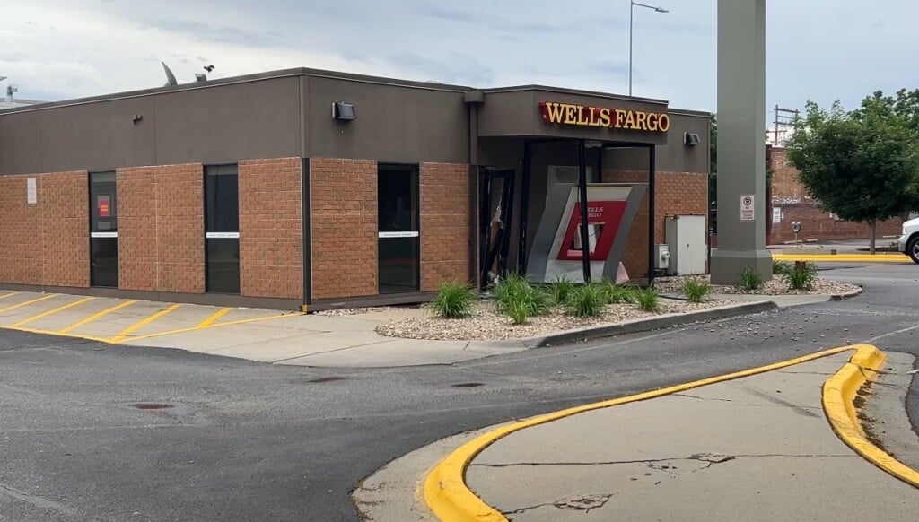 wells fargo bank