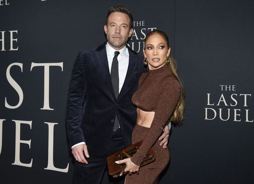Jennifer Lopez Files For Divorce From Ben Affleck After 2 Years Of Marriage