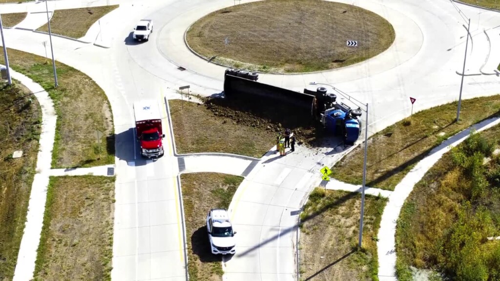 Semi Tips Over In South Lincoln Crash