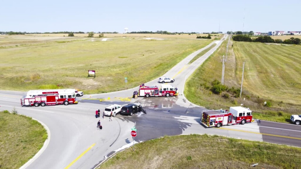 One Injured In Two Vehicle Crash In Southeast Lincoln