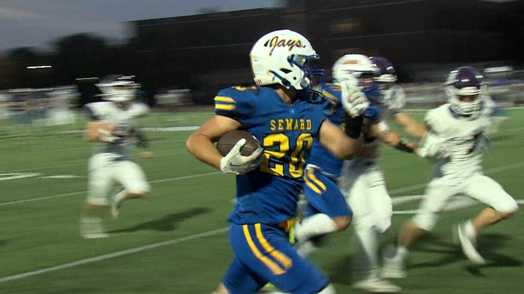 Seward Vs Blair Highlights00 00 08 10still001