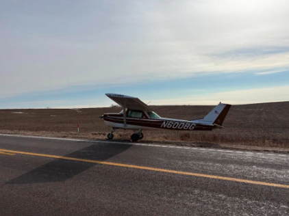 Small airplane makes emergency landing on highway in Thayer County