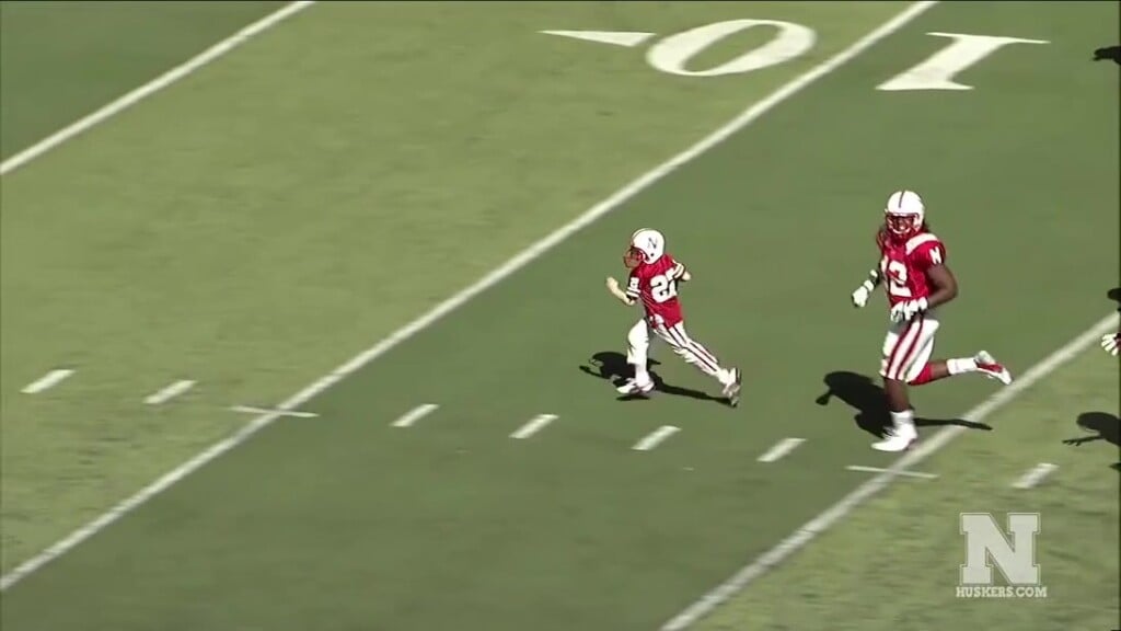 Jack Hoffman Touchdown Frame At 0m49s