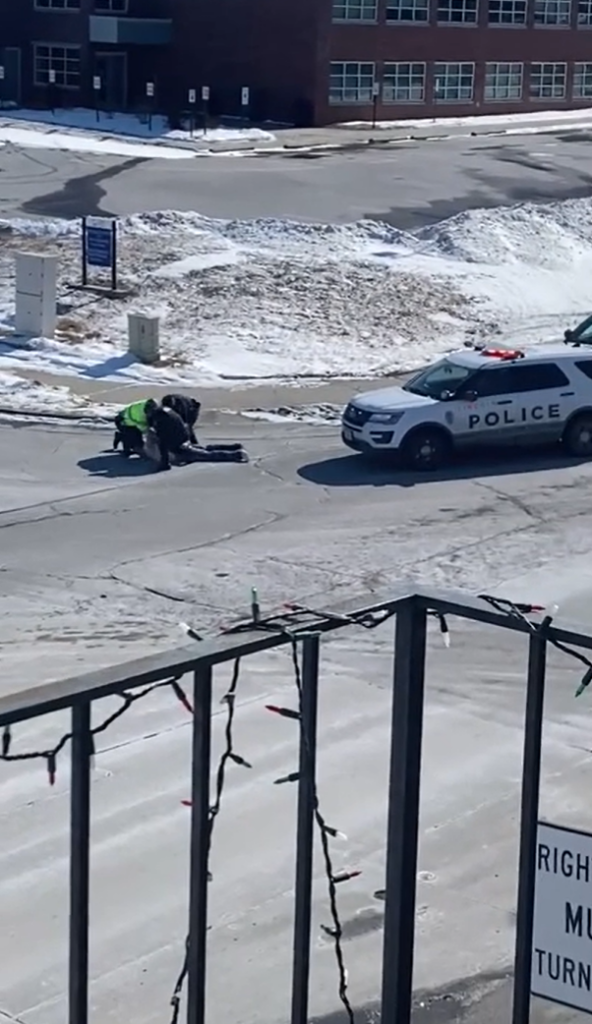 Man Arrested After Running Toward Officers With Knives Lincoln Police Say