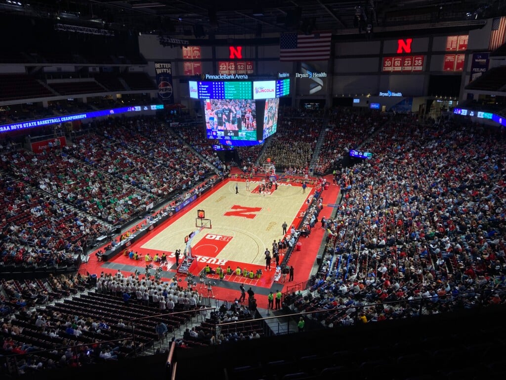 Pinnacle Bank Arena