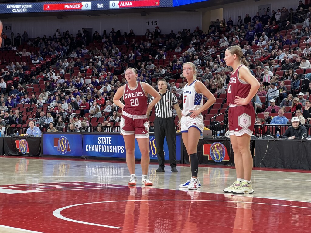 Big second quarter lifts Lincoln Christian past Gothenburg in Class C1 semifinals